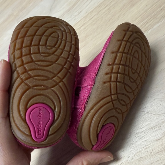 New! Stride Rite sparkly pink zip leather boots - Picture 4 of 6